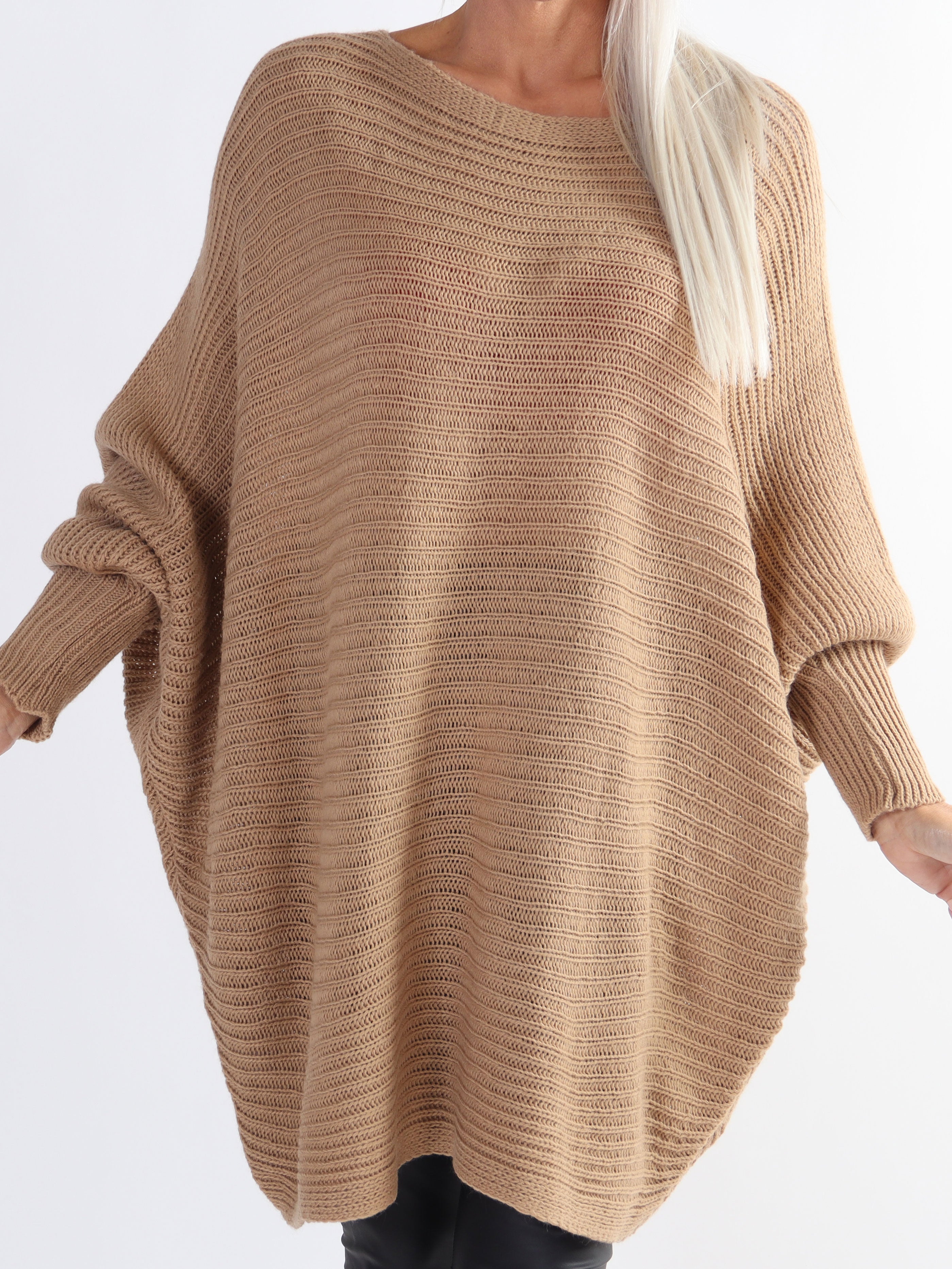 Gabbi - Plus size strik med flagermusærmer